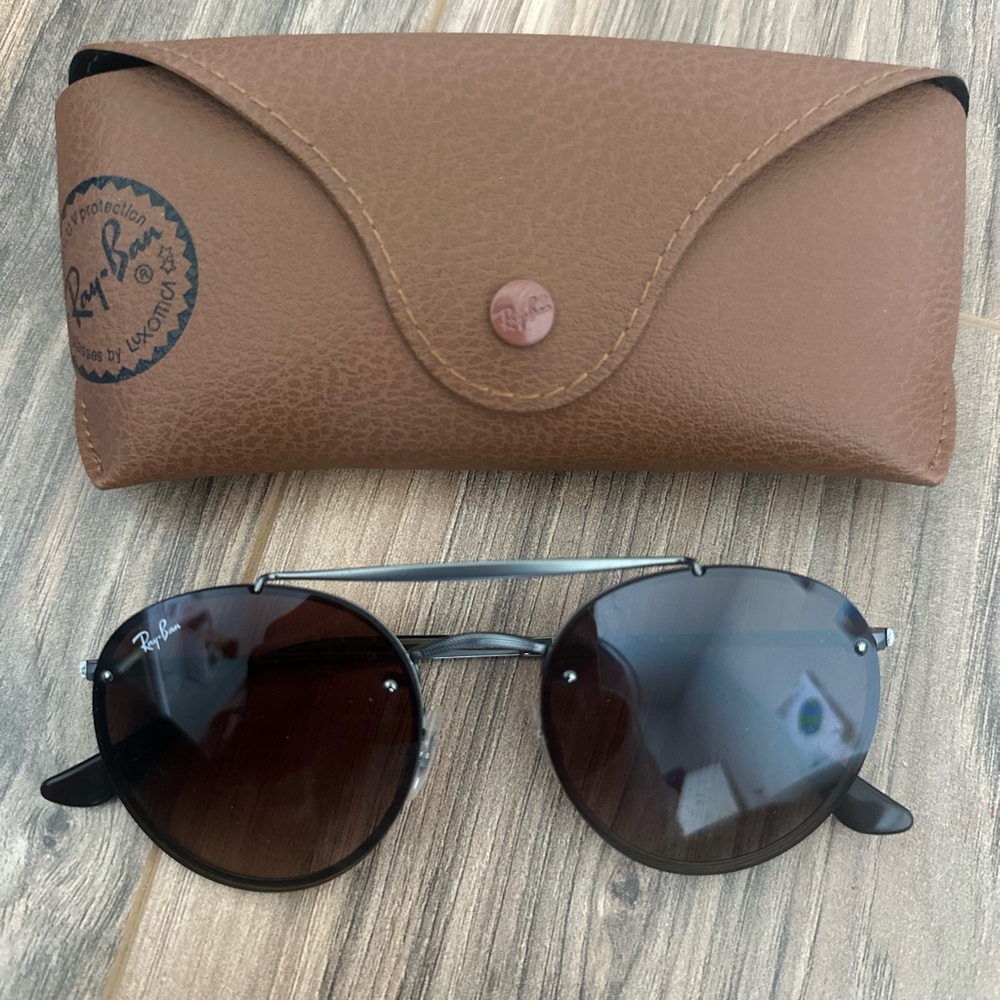 Ray-Ban Black Sunglasses with Case